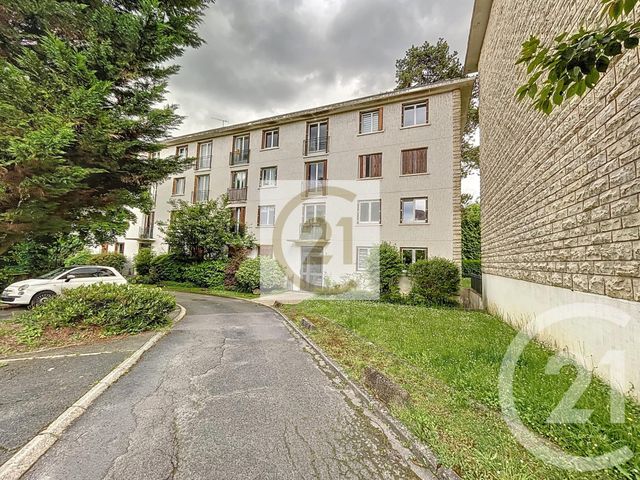 Appartement F3 à louer - 3 pièces - 70.47 m2 - VILLE D AVRAY - 92 - ILE-DE-FRANCE - Century 21 Solution Immobilière