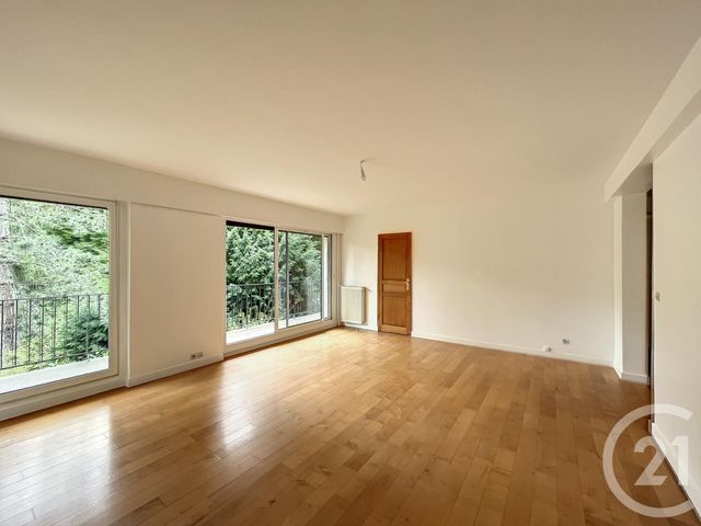 Appartement F3 à louer - 3 pièces - 74.0 m2 - VILLE D AVRAY - 92 - ILE-DE-FRANCE - Century 21 Solution Immobilière